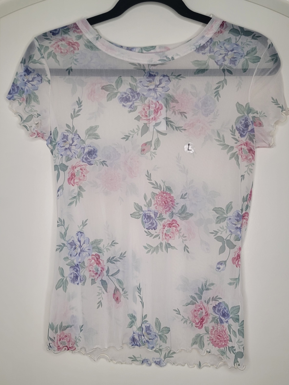 BONGO White Sheer Floral Short Sleeve Top with Pink & Purple Blooms